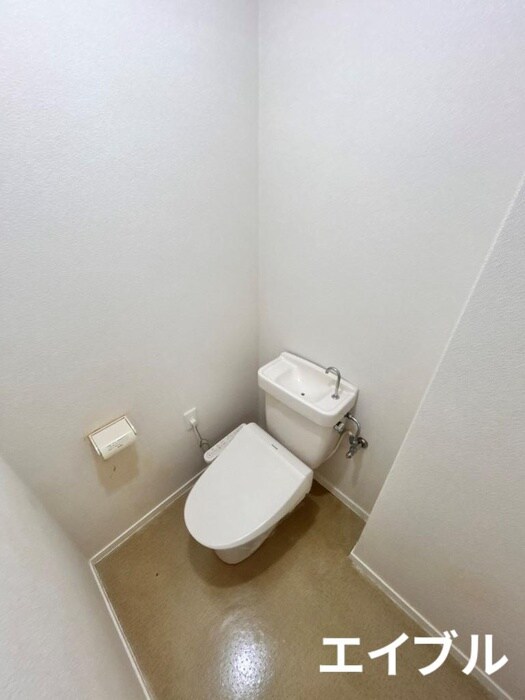 物件内観写真13　(トイレ)