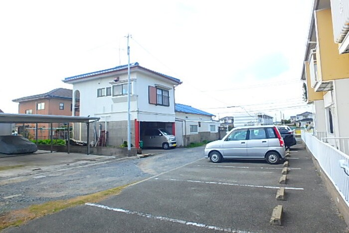 物件外観写真3　(周辺環境)