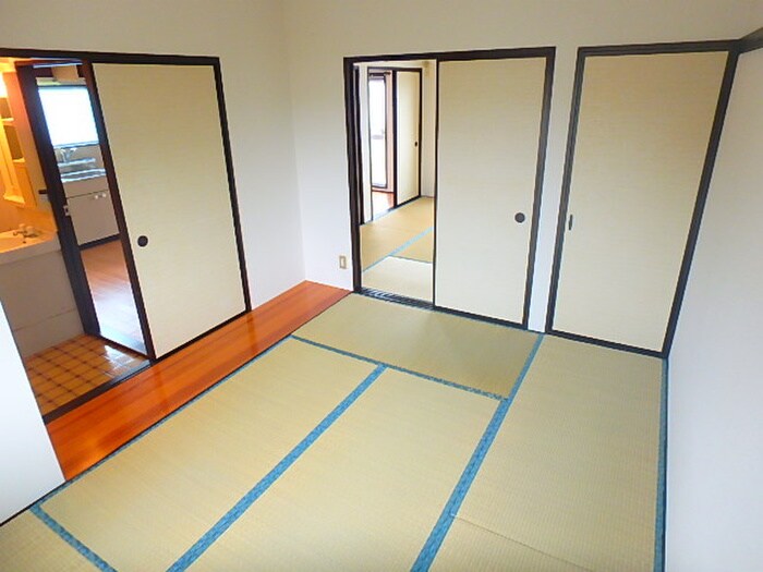 物件内観写真8　(居室)