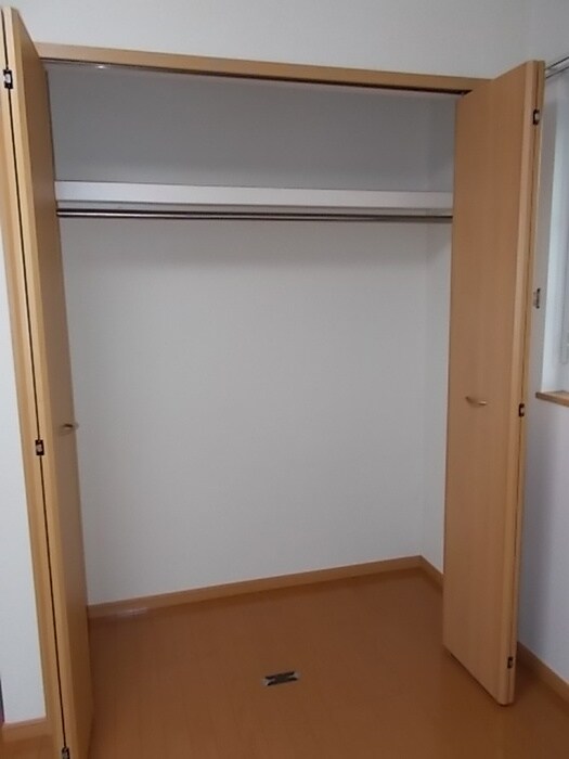 物件内観写真8　(収納)