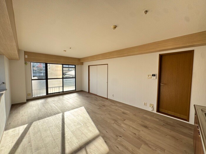 物件内観写真4　(居室)