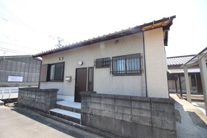 田中様貸家１外観写真