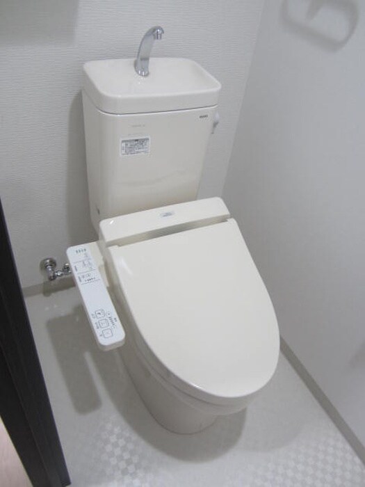 物件内観写真10　(トイレ)