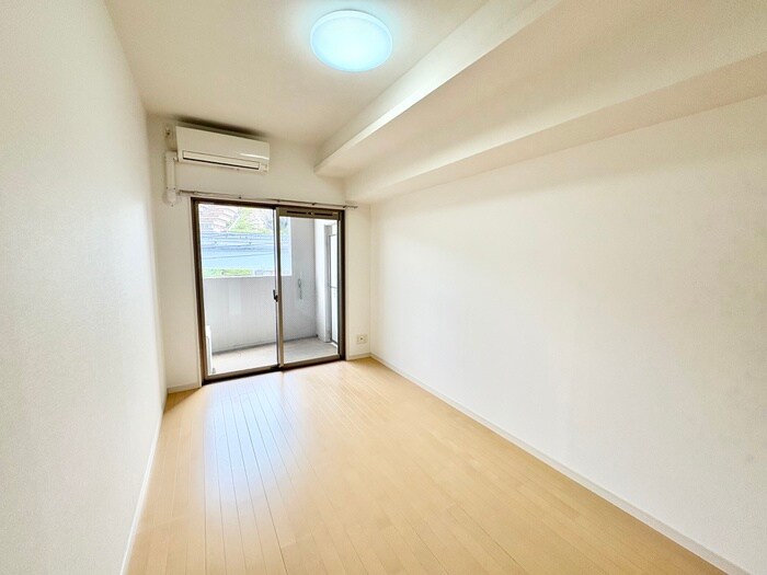 物件内観写真6　(居室)