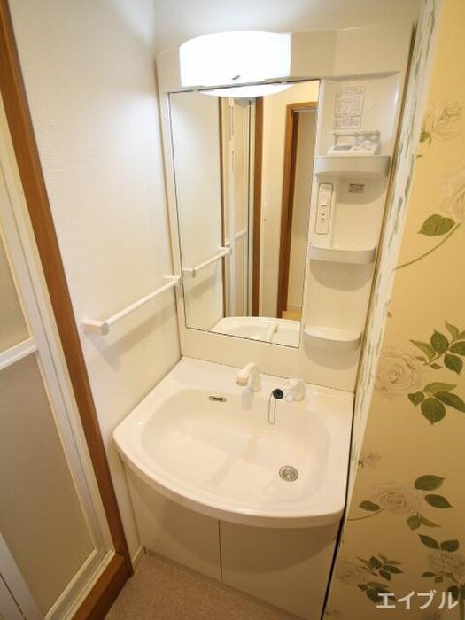 物件内観写真10　(洗面)