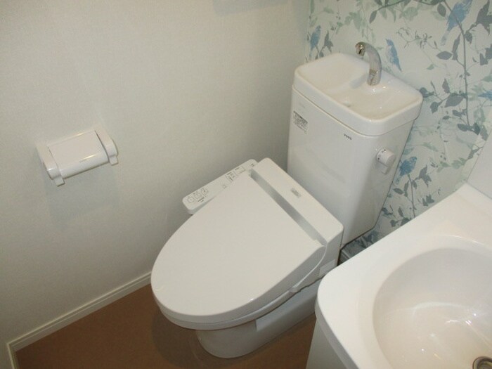 物件内観写真11　(トイレ)