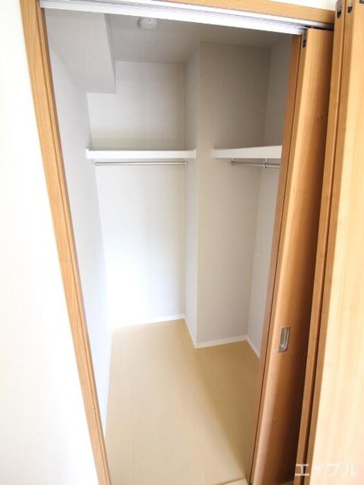 物件内観写真11　(収納)