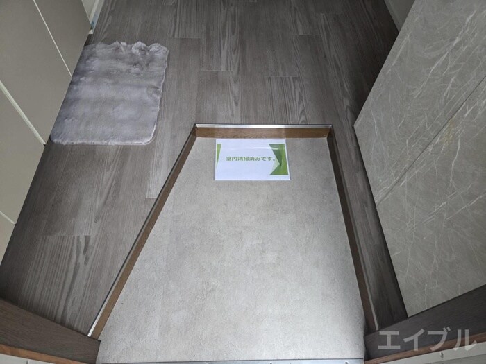 物件内観写真14　(玄関)