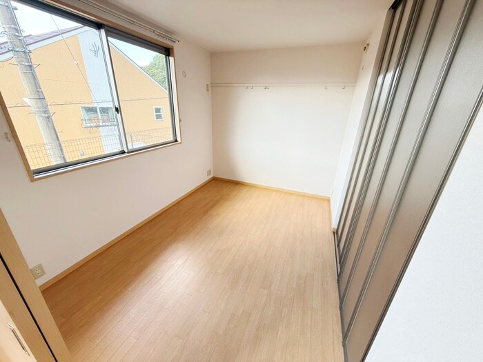 物件内観写真6　(居室)