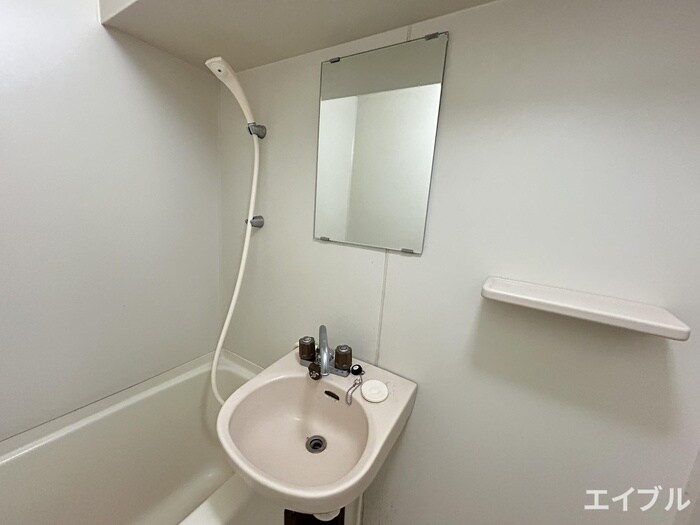 物件内観写真12　(洗面)