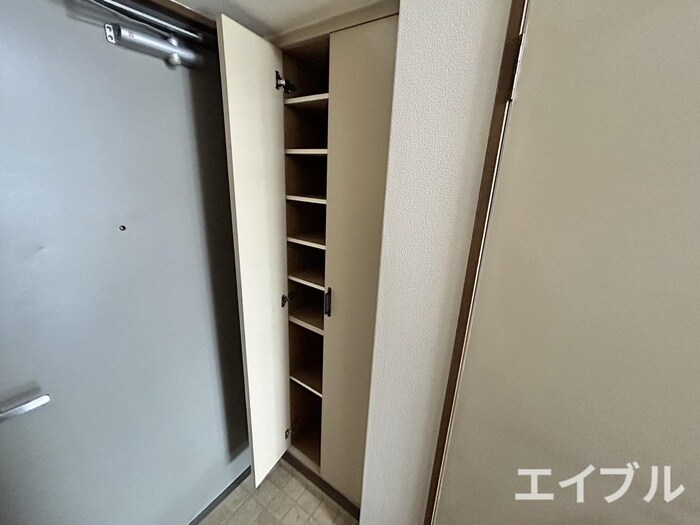 物件内観写真17　(靴箱)