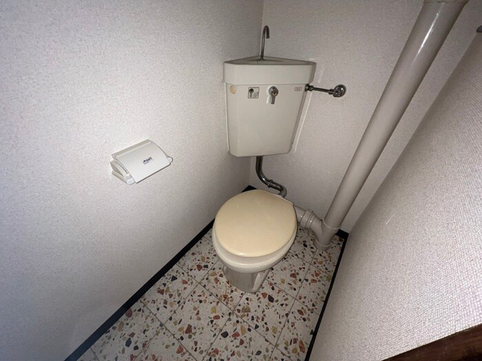 物件内観写真10　(トイレ)