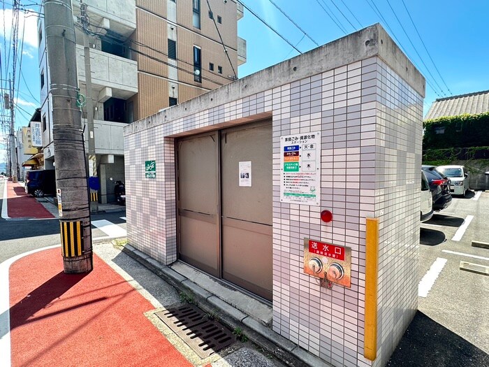 物件外観写真6　(建物設備)