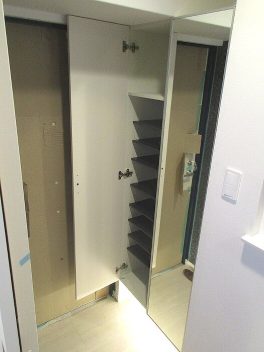 物件内観写真15　(靴箱)