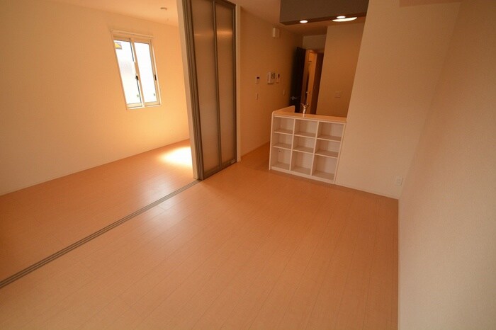 物件内観写真4　(居室)