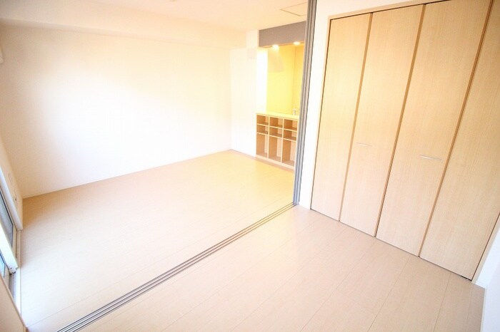 物件内観写真5　(居室)