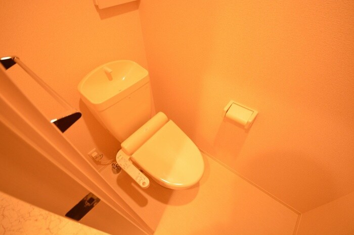 物件内観写真9　(トイレ)