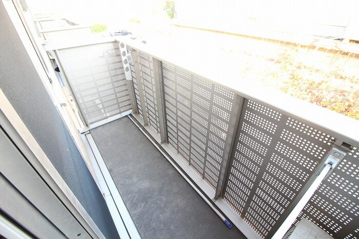 物件内観写真13　(ベランダ・バルコニー)