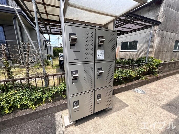 物件外観写真4　(建物設備)