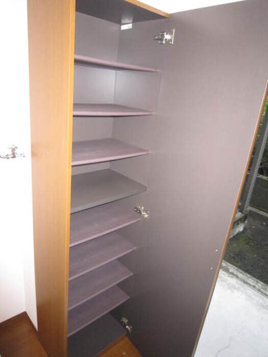 物件内観写真14　(収納)