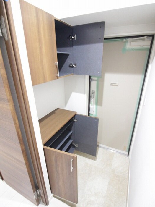 物件内観写真12　(靴箱)