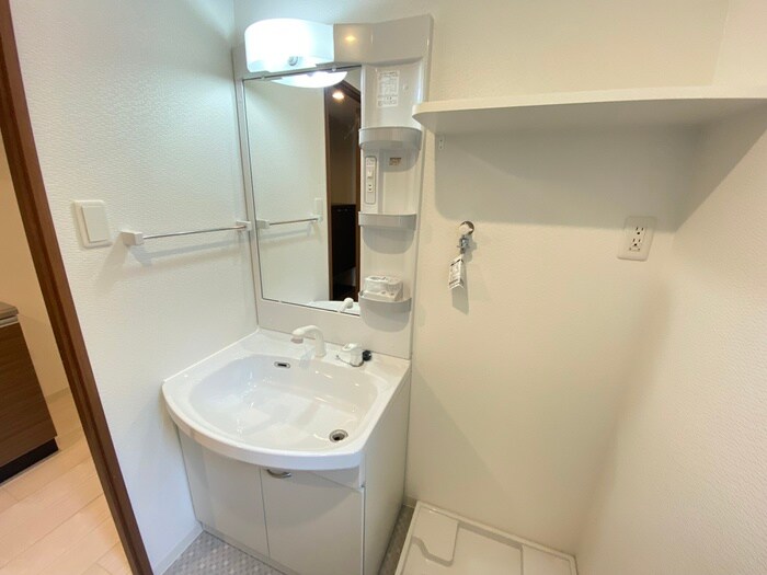 物件内観写真11　(洗面)