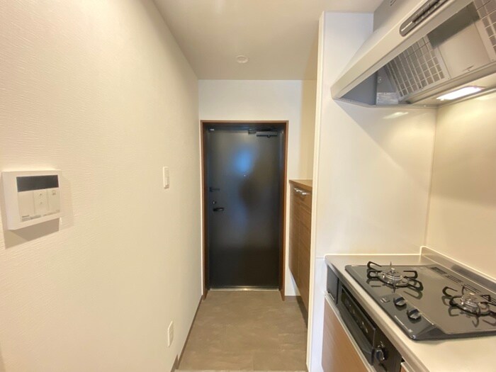 物件内観写真13　(玄関)