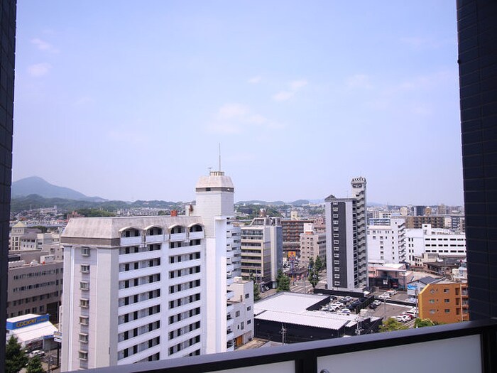 物件内観写真17　(室内からの展望)