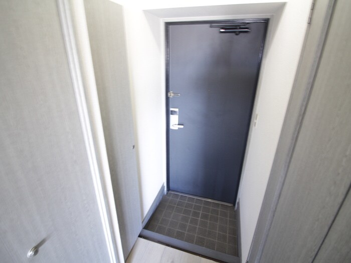 物件内観写真20　(玄関)