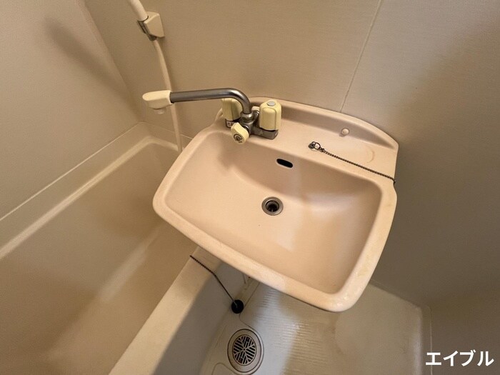 物件内観写真12　(洗面)