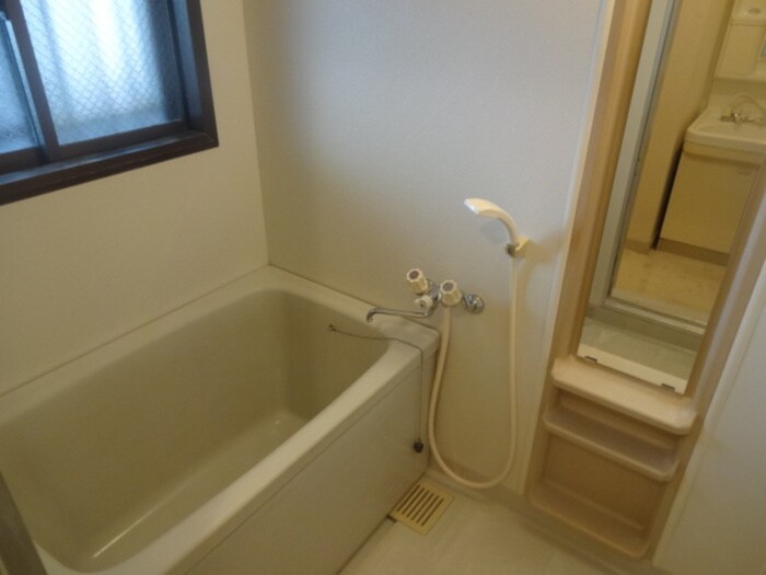 物件内観写真4　(バス／シャワールーム等)