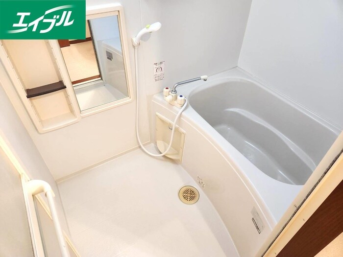 物件内観写真10　(バス／シャワールーム等)