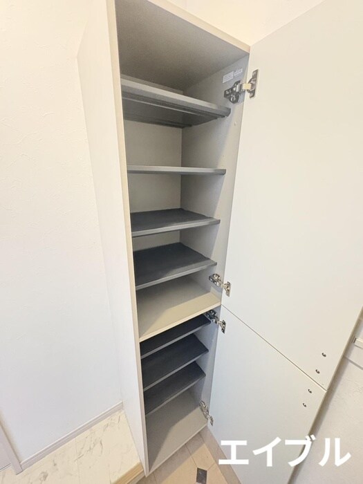 物件内観写真14　(靴箱)