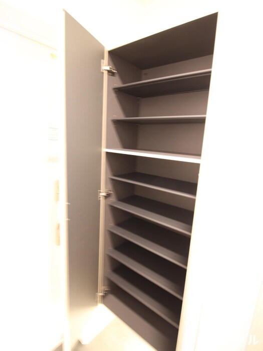 物件内観写真14　(靴箱)