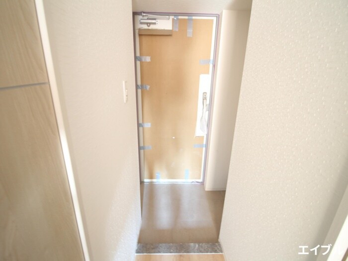 物件内観写真15　(玄関)