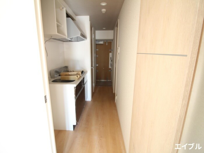 物件内観写真16　(廊下)