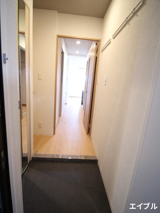 物件内観写真20　(廊下)