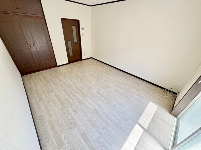 物件内観写真5　(居室)