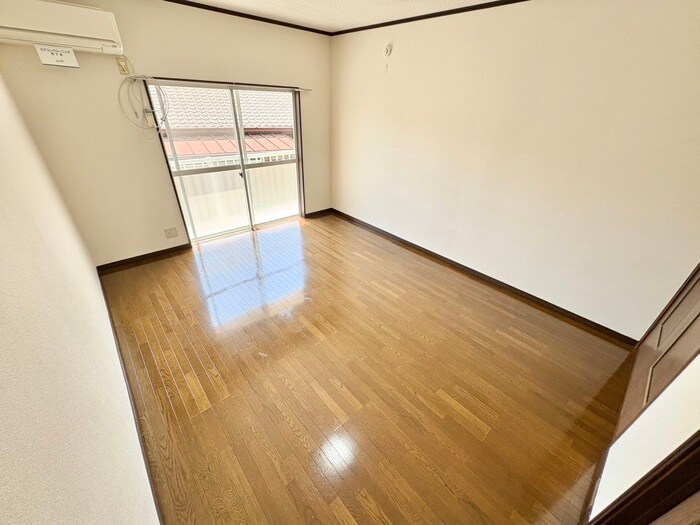 物件内観写真5　(居室)