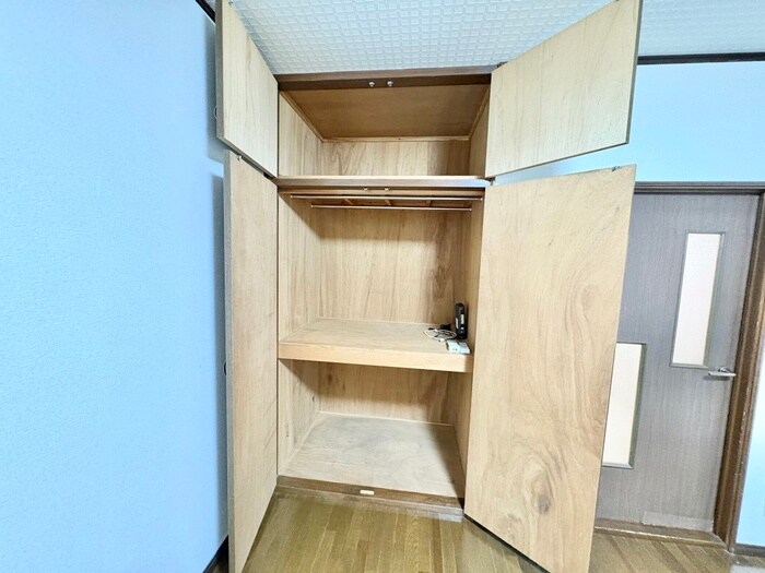 物件内観写真12　(収納)