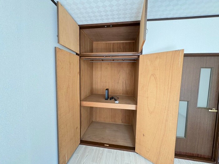 物件内観写真12　(収納)