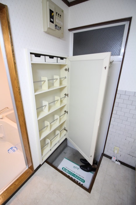 物件内観写真16　(靴箱)