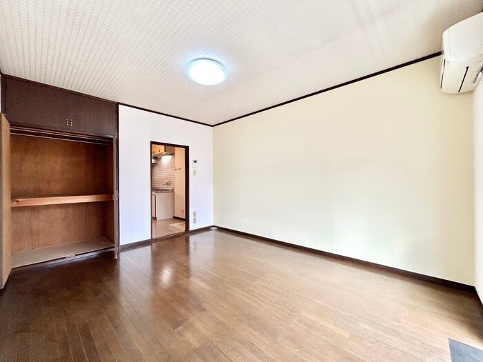 物件内観写真18　(居室)
