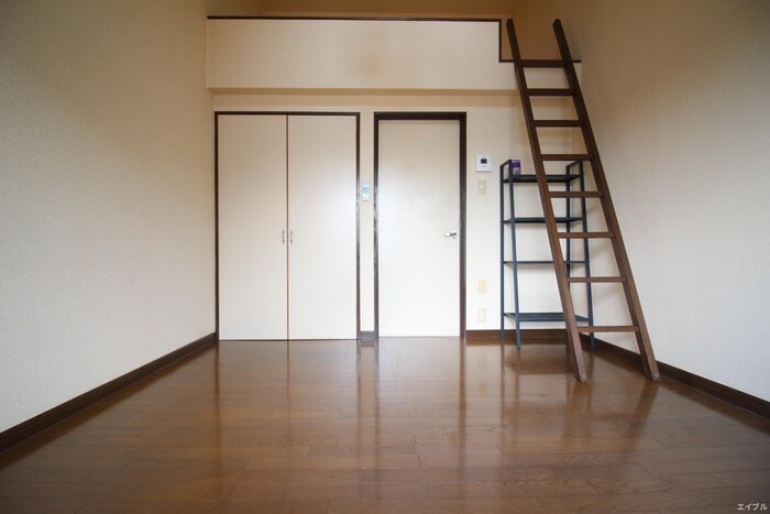 物件内観写真8　(居室)