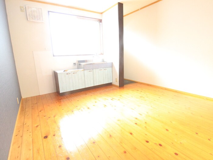 物件内観写真4　(居室)