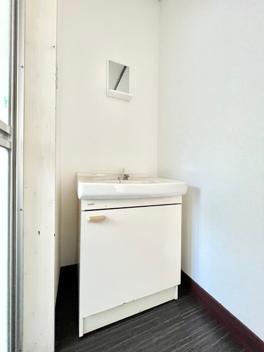 物件内観写真8　(洗面)