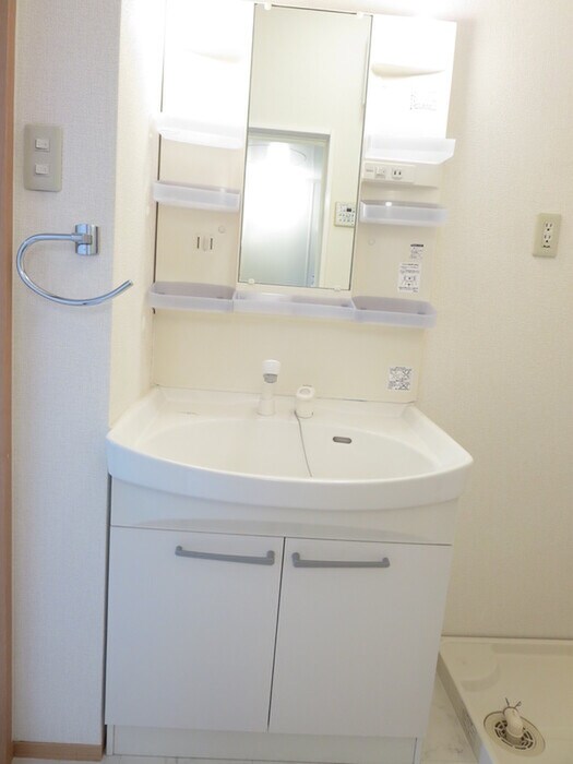 物件内観写真7　(洗面)