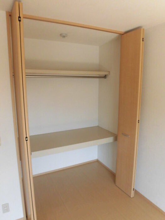 物件内観写真10　(収納)