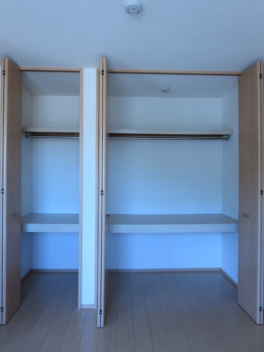 物件内観写真10　(収納)