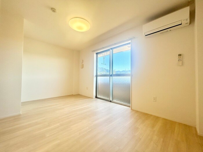 物件内観写真5　(居室)